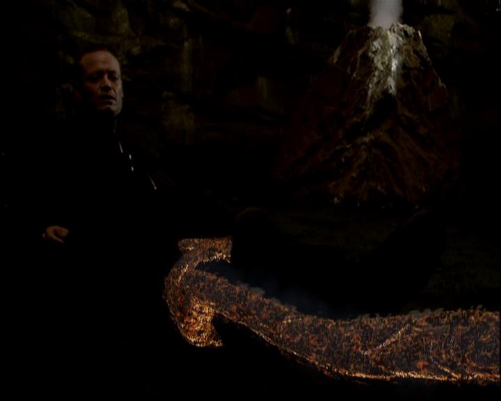 Charmed-Online-dot-818TheTornIdentity1010.jpg Charmed-Online-dot-818TheTornIdentity1010.jpg