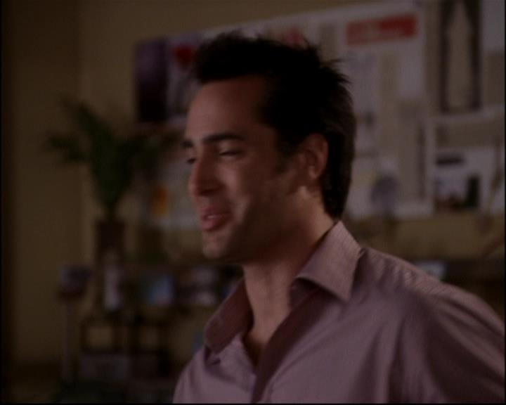 Charmed-Online-dot-818TheTornIdentity1093.jpg Charmed-Online-dot-818TheTornIdentity1093.jpg