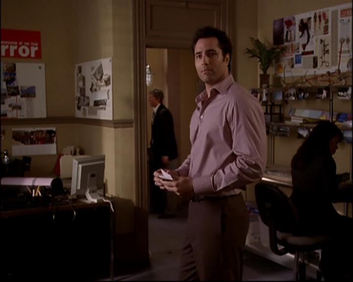 Charmed-Online-dot-818TheTornIdentity1096.jpg Charmed-Online-dot-818TheTornIdentity1096.jpg