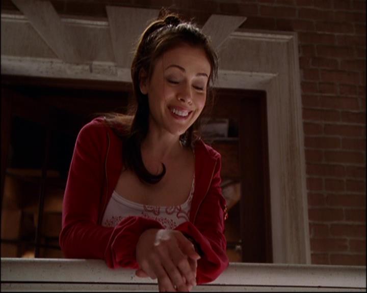 Charmed-Online-dot-818TheTornIdentity1251.jpg