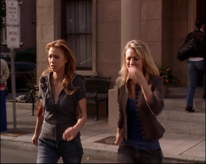 Charmed-Online-dot-818TheTornIdentity1366.jpg Charmed-Online-dot-818TheTornIdentity1366.jpg