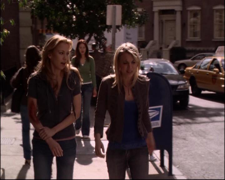 Charmed-Online-dot-818TheTornIdentity1384.jpg Charmed-Online-dot-818TheTornIdentity1384.jpg