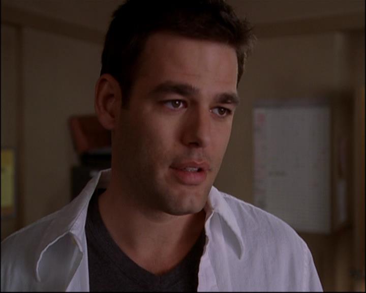 Charmed-Online-dot-818TheTornIdentity1450.jpg Charmed-Online-dot-818TheTornIdentity1450.jpg