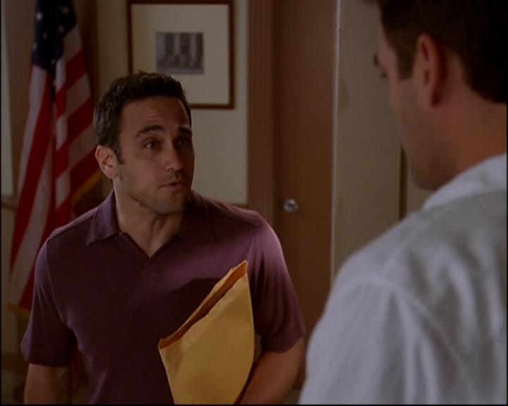 Charmed-Online-dot-818TheTornIdentity1484.jpg Charmed-Online-dot-818TheTornIdentity1484.jpg