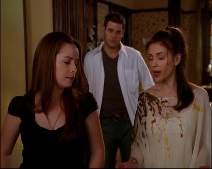 Charmed-Online-dot-818TheTornIdentity1596.jpg Charmed-Online-dot-818TheTornIdentity1596.jpg