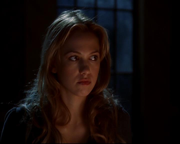 Charmed-Online-dot-818TheTornIdentity1674.jpg Charmed-Online-dot-818TheTornIdentity1674.jpg