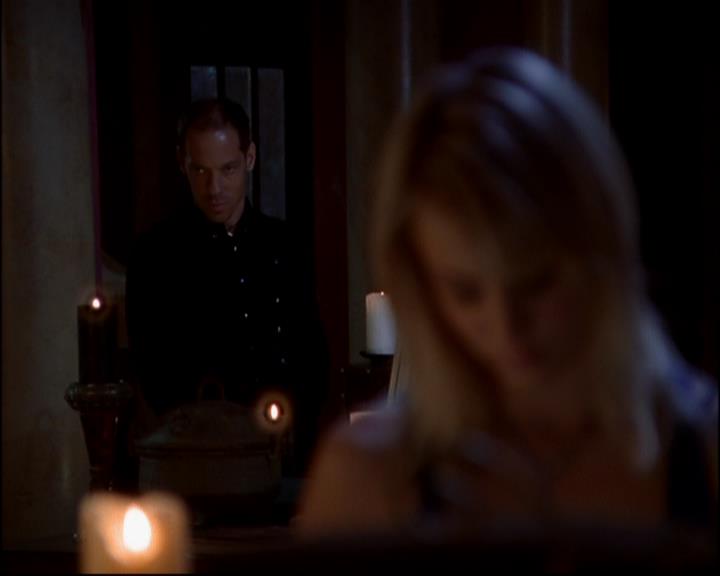 Charmed-Online-dot-818TheTornIdentity1676.jpg Charmed-Online-dot-818TheTornIdentity1676.jpg