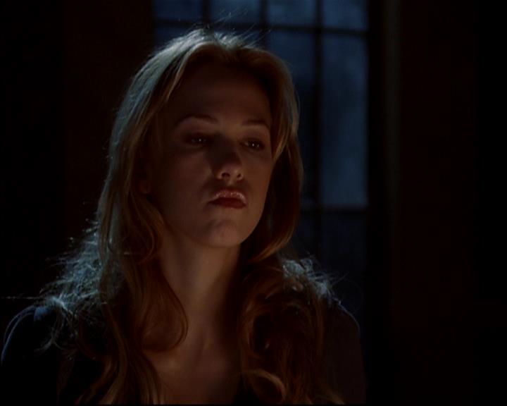 Charmed-Online-dot-818TheTornIdentity1689.jpg Charmed-Online-dot-818TheTornIdentity1689.jpg