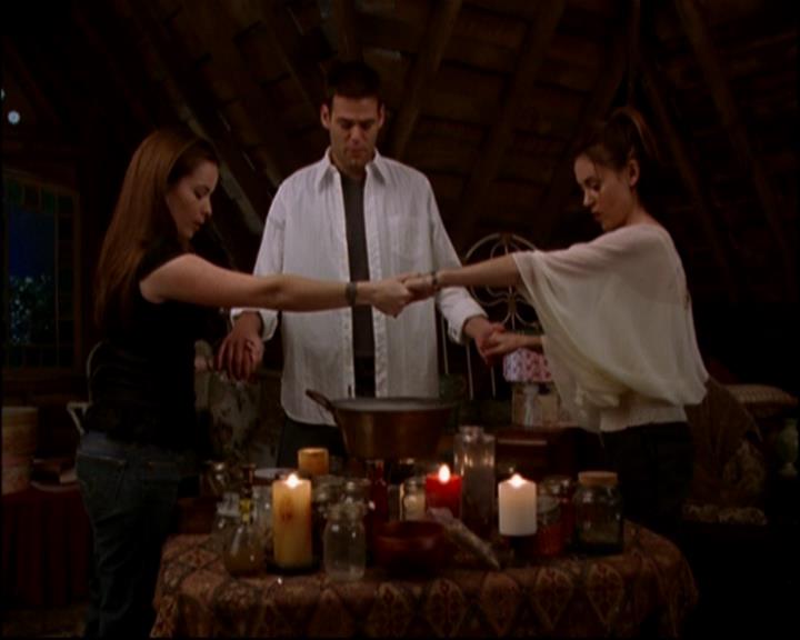 Charmed-Online-dot-818TheTornIdentity1714.jpg Charmed-Online-dot-818TheTornIdentity1714.jpg