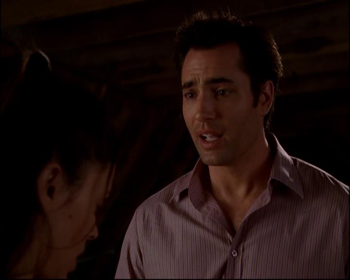 Charmed-Online-dot-818TheTornIdentity1751.jpg Charmed-Online-dot-818TheTornIdentity1751.jpg