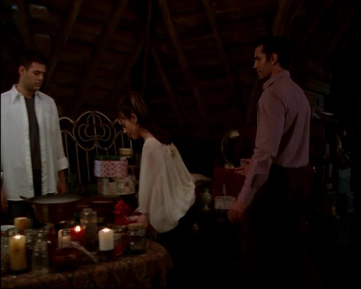 Charmed-Online-dot-818TheTornIdentity1777.jpg Charmed-Online-dot-818TheTornIdentity1777.jpg