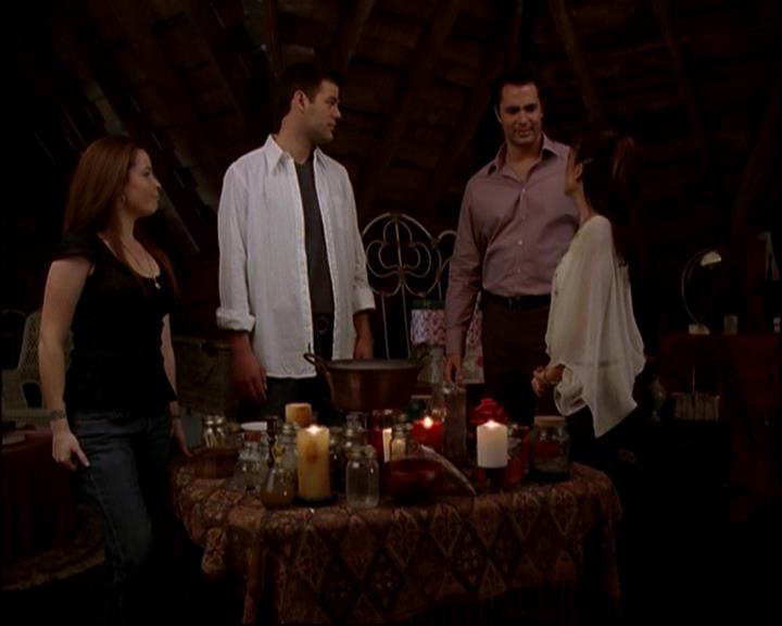 Charmed-Online-dot-818TheTornIdentity1780.jpg Charmed-Online-dot-818TheTornIdentity1780.jpg