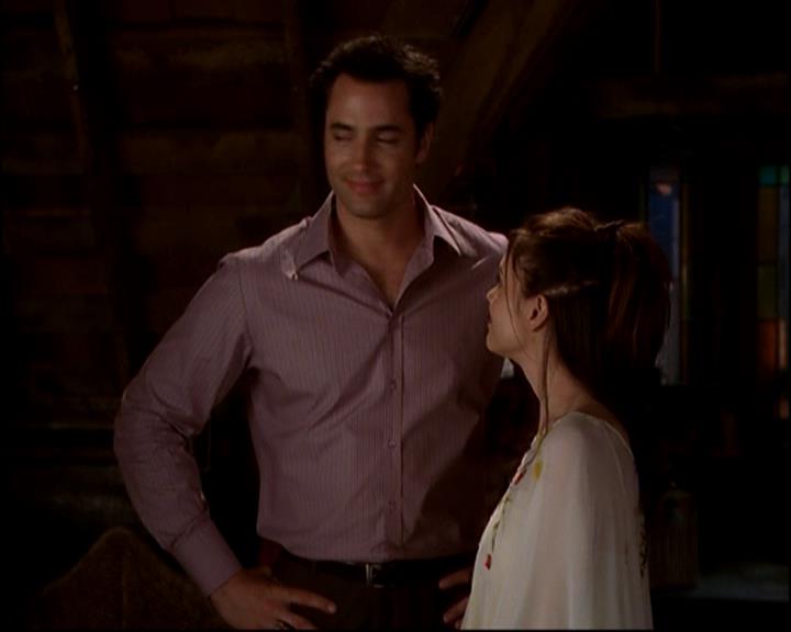 Charmed-Online-dot-818TheTornIdentity1785.jpg Charmed-Online-dot-818TheTornIdentity1785.jpg