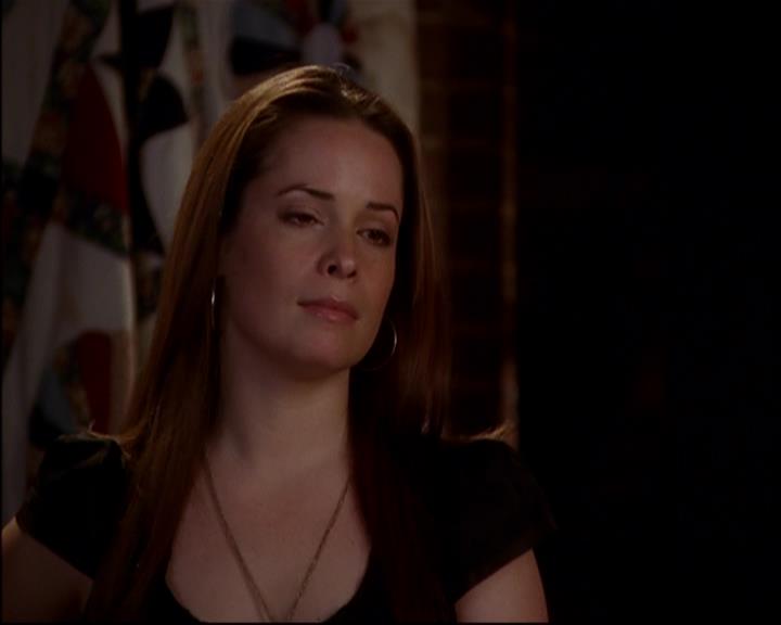 Charmed-Online-dot-818TheTornIdentity1797.jpg Charmed-Online-dot-818TheTornIdentity1797.jpg