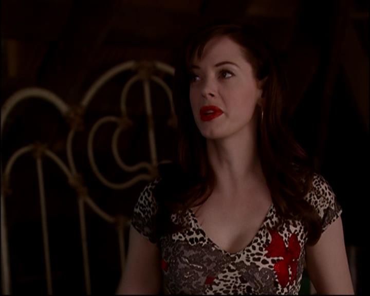 Charmed-Online-dot-818TheTornIdentity1798.jpg Charmed-Online-dot-818TheTornIdentity1798.jpg