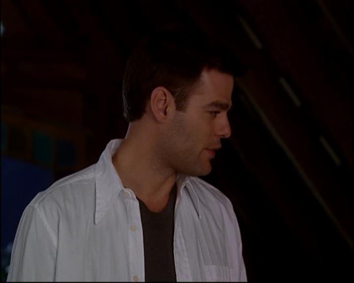 Charmed-Online-dot-818TheTornIdentity1799.jpg Charmed-Online-dot-818TheTornIdentity1799.jpg