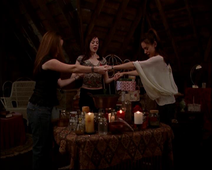 Charmed-Online-dot-818TheTornIdentity1819.jpg Charmed-Online-dot-818TheTornIdentity1819.jpg