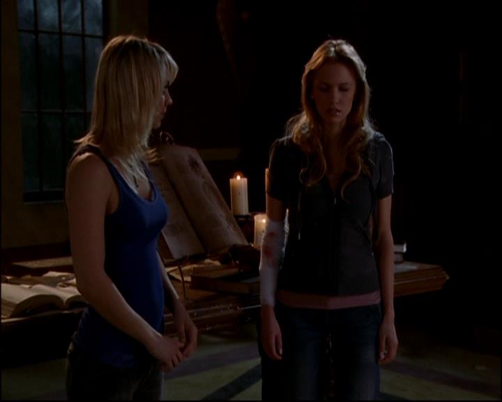 Charmed-Online-dot-818TheTornIdentity1824.jpg Charmed-Online-dot-818TheTornIdentity1824.jpg