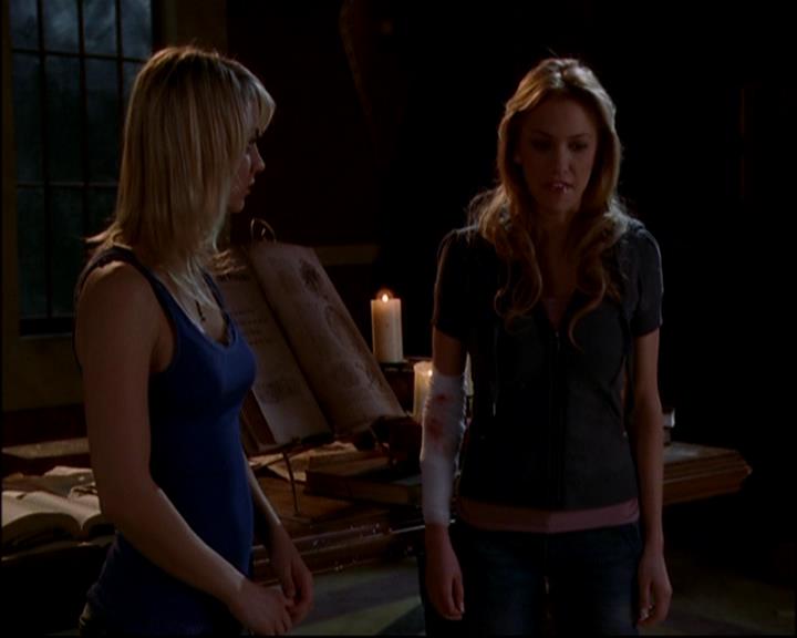 Charmed-Online-dot-818TheTornIdentity1827.jpg Charmed-Online-dot-818TheTornIdentity1827.jpg