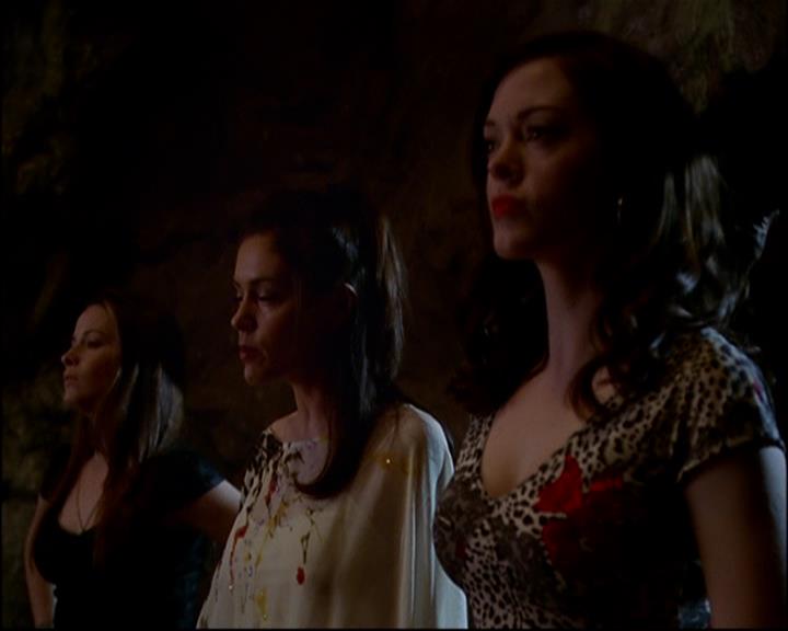 Charmed-Online-dot-818TheTornIdentity1861.jpg