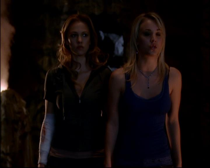 Charmed-Online-dot-818TheTornIdentity1875.jpg Charmed-Online-dot-818TheTornIdentity1875.jpg