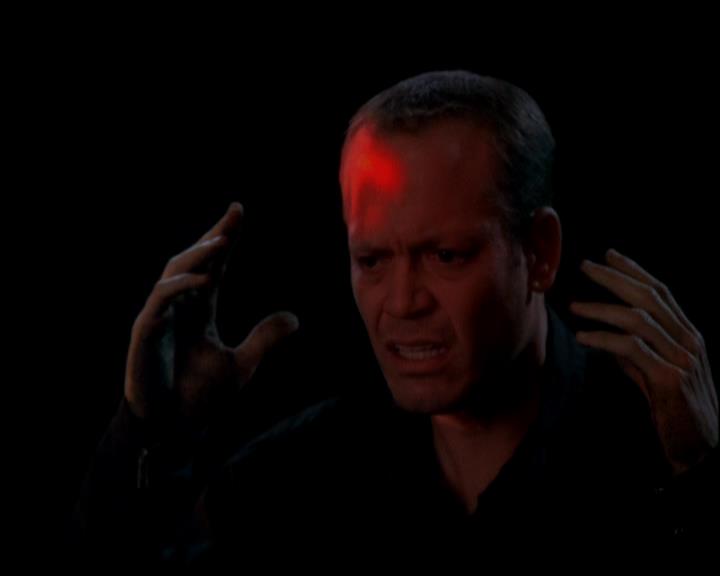 Charmed-Online-dot-818TheTornIdentity1900.jpg Charmed-Online-dot-818TheTornIdentity1900.jpg