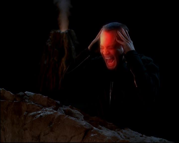 Charmed-Online-dot-818TheTornIdentity1904.jpg Charmed-Online-dot-818TheTornIdentity1904.jpg