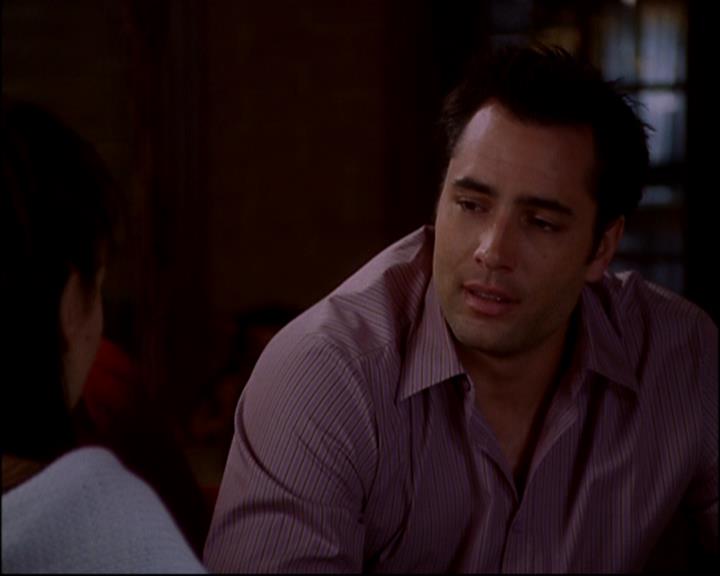 Charmed-Online-dot-818TheTornIdentity2045.jpg Charmed-Online-dot-818TheTornIdentity2045.jpg