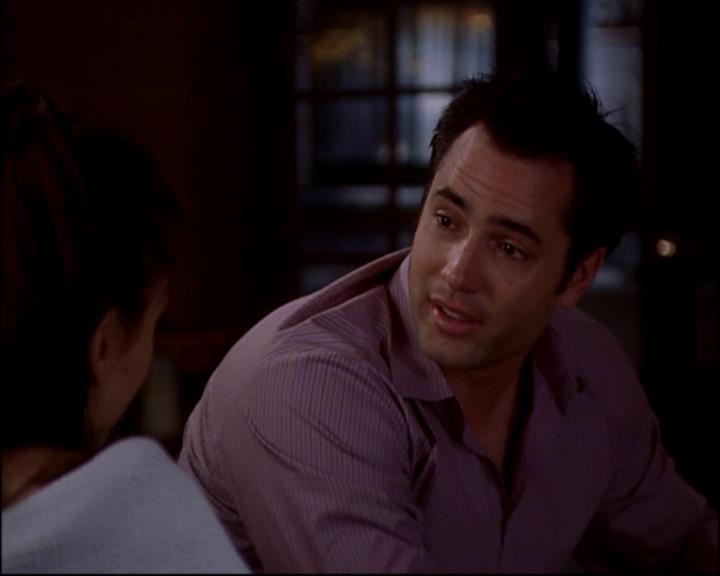 Charmed-Online-dot-818TheTornIdentity2086.jpg Charmed-Online-dot-818TheTornIdentity2086.jpg