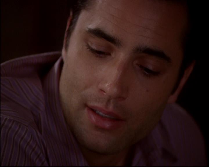 Charmed-Online-dot-818TheTornIdentity2092.jpg Charmed-Online-dot-818TheTornIdentity2092.jpg