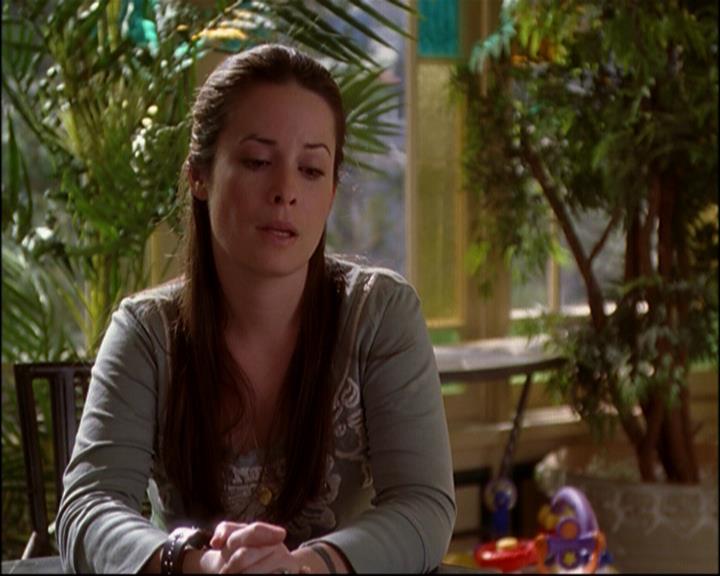 Charmed-Online-dot-818TheTornIdentity2205.jpg Charmed-Online-dot-818TheTornIdentity2205.jpg