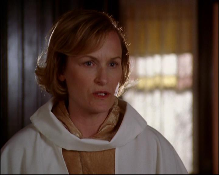 Charmed-Online-dot-819TheJungAndTheRestless1139.jpg Charmed-Online-dot-819TheJungAndTheRestless1139.jpg