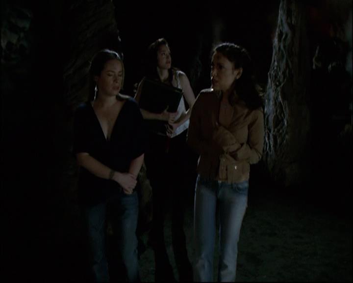 Charmed-Online-dot-net_8x21KillBillieVol2-0013.jpg