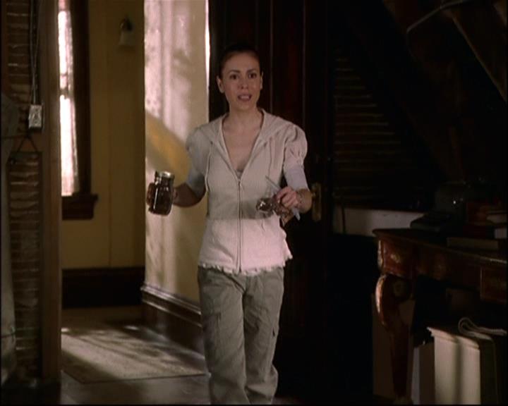 Charmed-Online-dot-net_8x21KillBillieVol2-0716.jpg