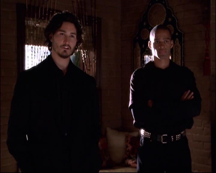 Charmed-Online-dot-net_8x21KillBillieVol2-1230.jpg Charmed-Online-dot-net_8x21KillBillieVol2-1230.jpg