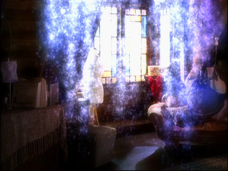 charmed-online_dot_net_OpeningCreditsS8-00097.png