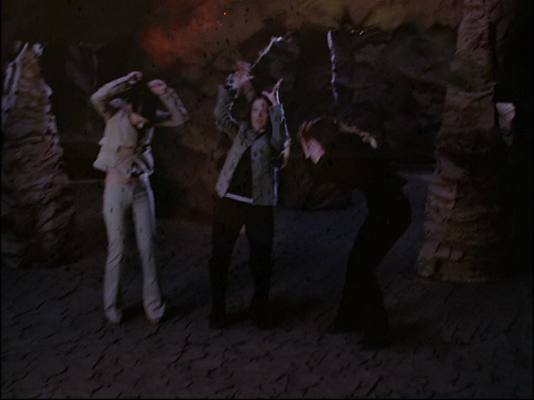 charmed-online_dot_net_OpeningCreditsS8-00102.png charmed-online_dot_net_OpeningCreditsS8-00102.png