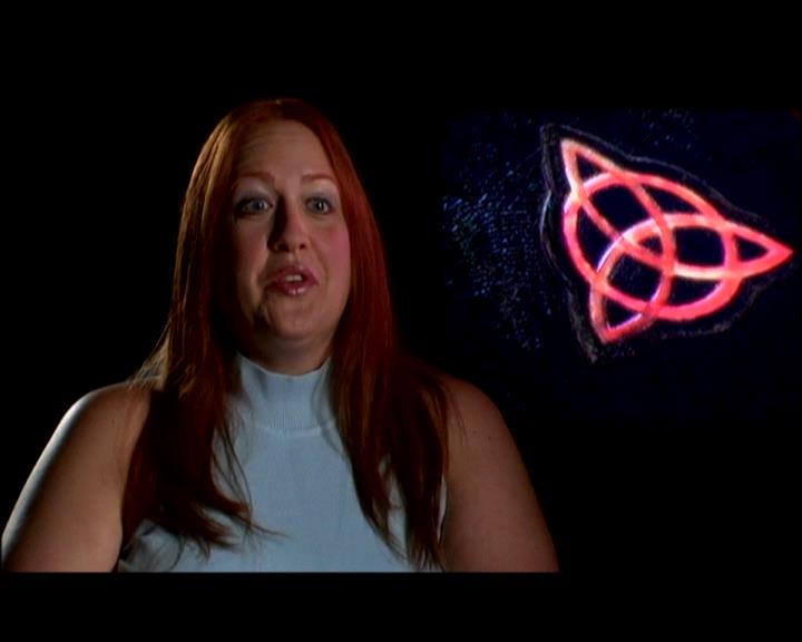 Charmed-Online-dot-ForeverCharmed0003.jpg Charmed-Online-dot-ForeverCharmed0003.jpg