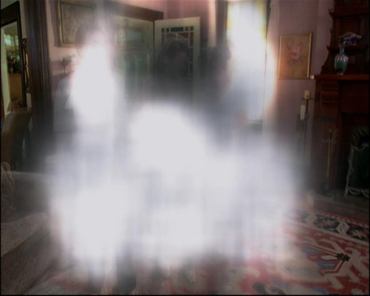 Charmed-Online-dot-ForeverCharmed0129.jpg Charmed-Online-dot-ForeverCharmed0129.jpg