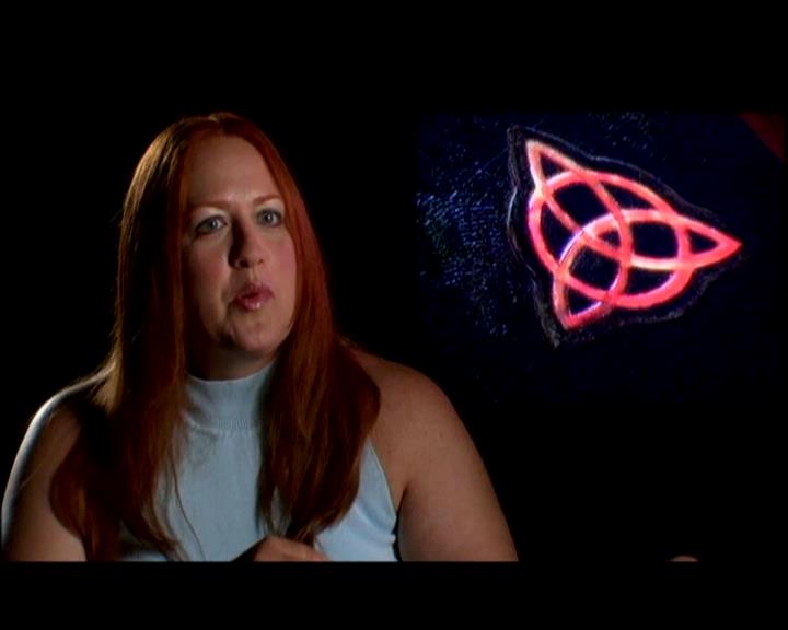 Charmed-Online-dot-ForeverCharmed0458.jpg Charmed-Online-dot-ForeverCharmed0458.jpg