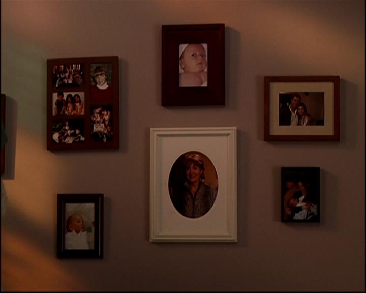 Charmed-Online-dot-TheMakingOfCharmed0097.jpg Charmed-Online-dot-TheMakingOfCharmed0097.jpg