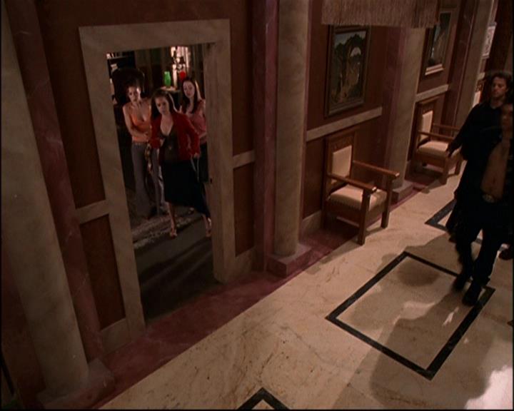 Charmed-Online-dot-TheMakingOfCharmed0125.jpg Charmed-Online-dot-TheMakingOfCharmed0125.jpg