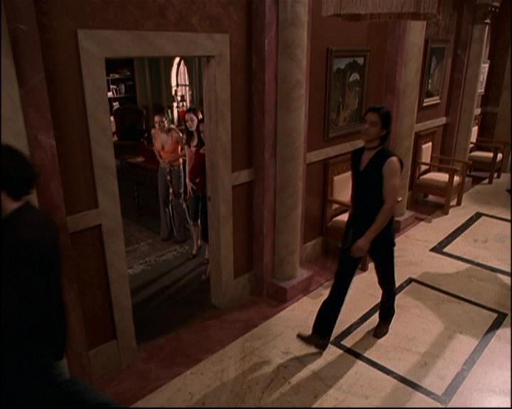 Charmed-Online-dot-TheMakingOfCharmed0128.jpg Charmed-Online-dot-TheMakingOfCharmed0128.jpg