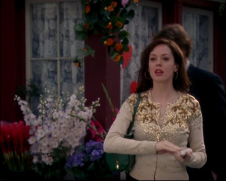 Charmed-Online-dot-TheMakingOfCharmed0155.jpg Charmed-Online-dot-TheMakingOfCharmed0155.jpg