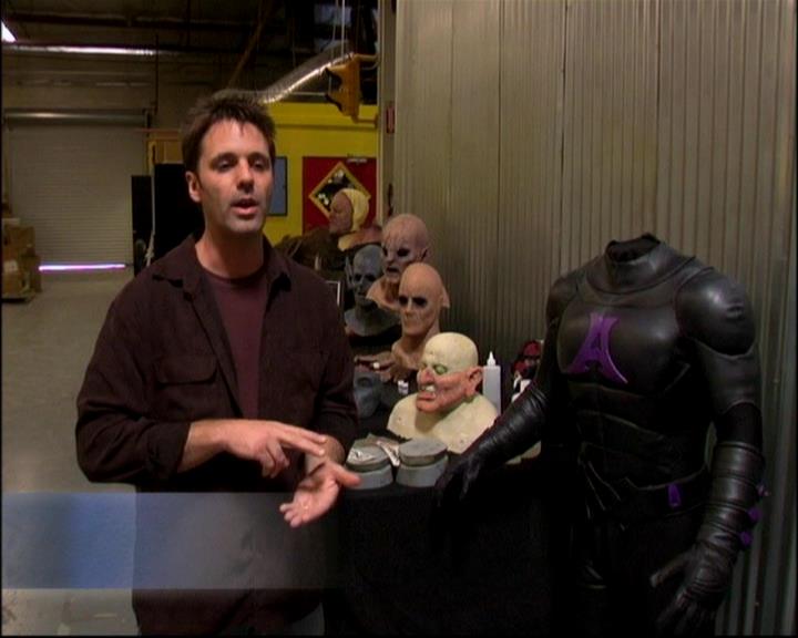 Charmed-Online-dot-TheMakingOfCharmed0265.jpg Charmed-Online-dot-TheMakingOfCharmed0265.jpg