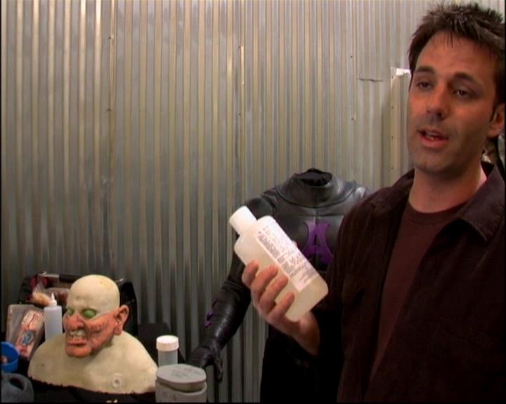 Charmed-Online-dot-TheMakingOfCharmed0304.jpg Charmed-Online-dot-TheMakingOfCharmed0304.jpg