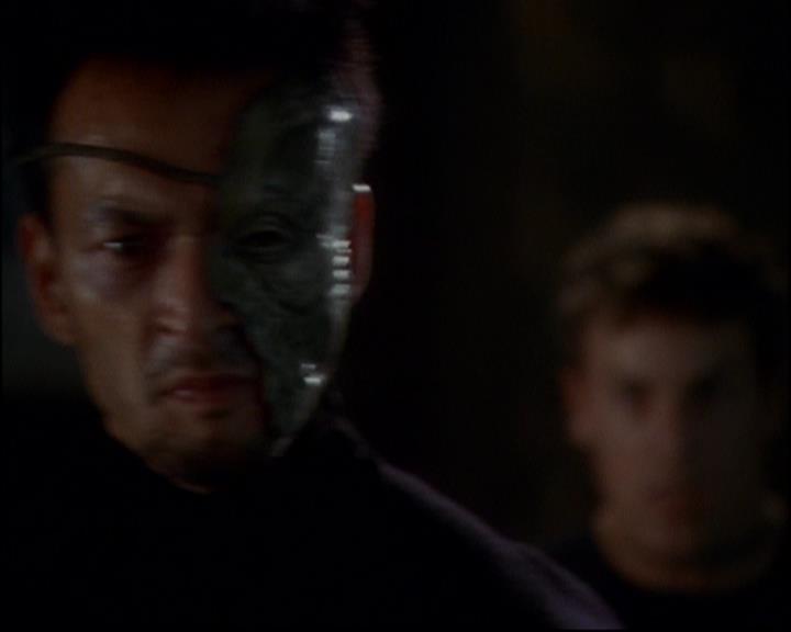 Charmed-Online-dot-TheMakingOfCharmed0310.jpg Charmed-Online-dot-TheMakingOfCharmed0310.jpg