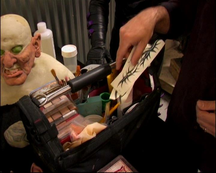 Charmed-Online-dot-TheMakingOfCharmed0313.jpg Charmed-Online-dot-TheMakingOfCharmed0313.jpg