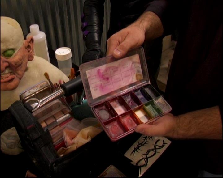 Charmed-Online-dot-TheMakingOfCharmed0324.jpg Charmed-Online-dot-TheMakingOfCharmed0324.jpg