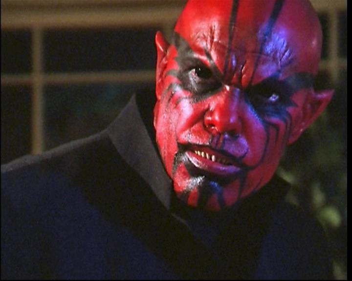 Charmed-Online-dot-TheMakingOfCharmed0337.jpg Charmed-Online-dot-TheMakingOfCharmed0337.jpg